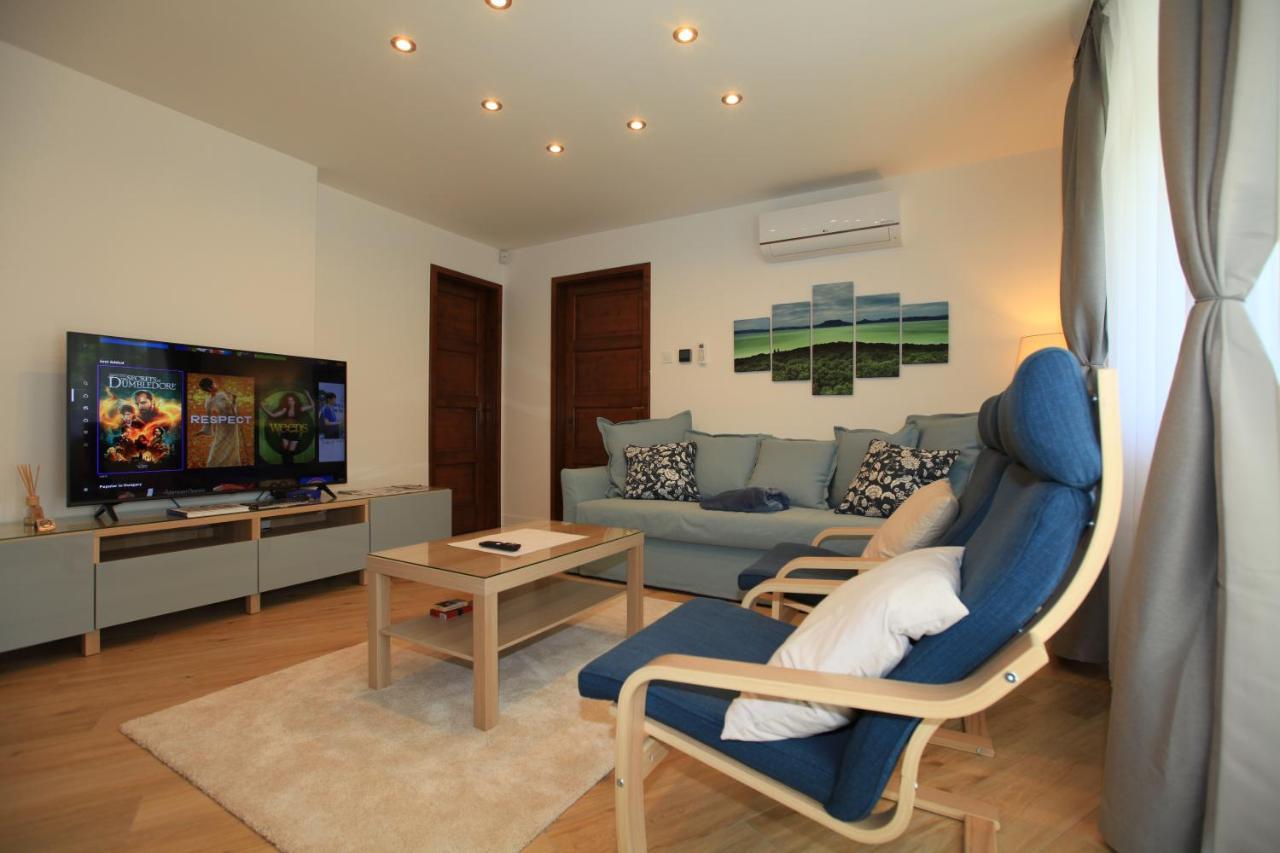 Paskal-Lux Apartments With Free Parking And Ac 부다페스트 외부 사진